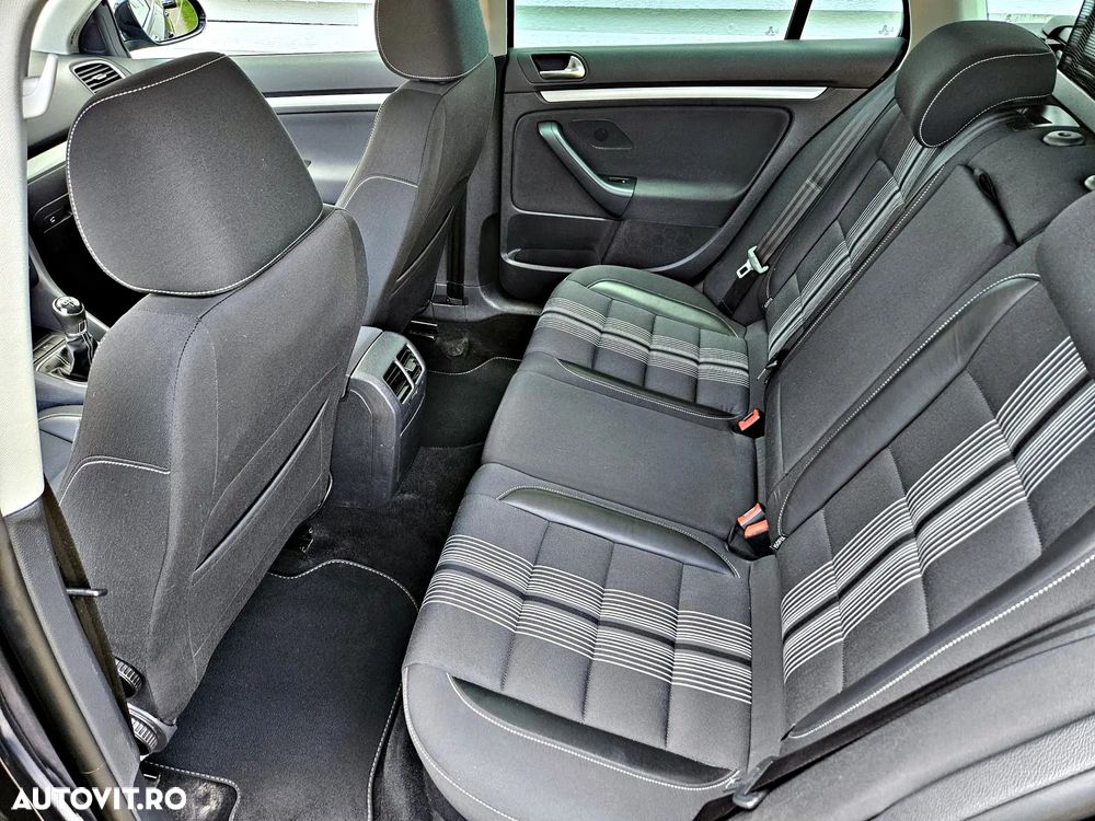 Volkswagen Golf 2.0 TDI DPF MATCH - 6