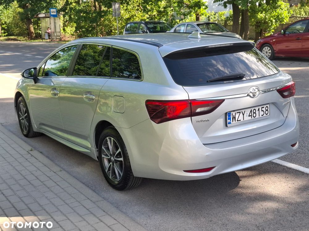 Toyota Avensis Touring Sports 1.6 D-4D Comfort - 5