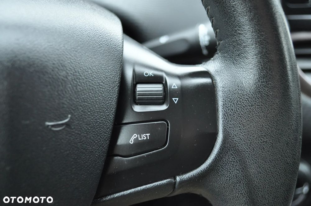 Peugeot 2008 82 VTI Active - 23