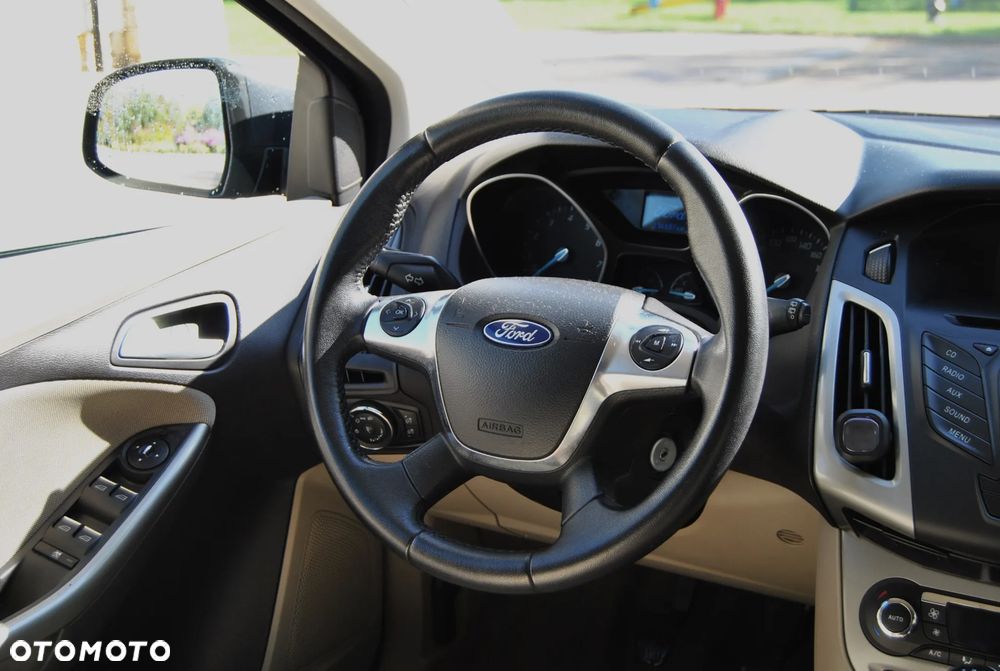Ford Focus - 10