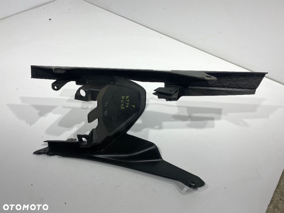Nadkole tył osłona łańcucha KTM RC 125 - 3