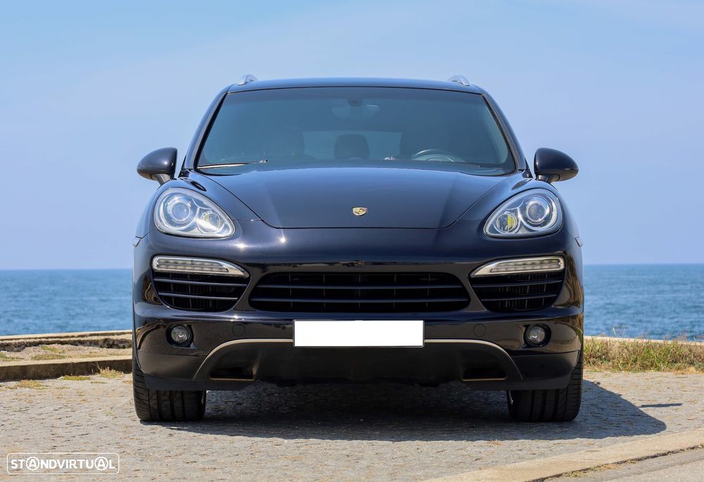 Porsche Cayenne 3.0 V6 - 4
