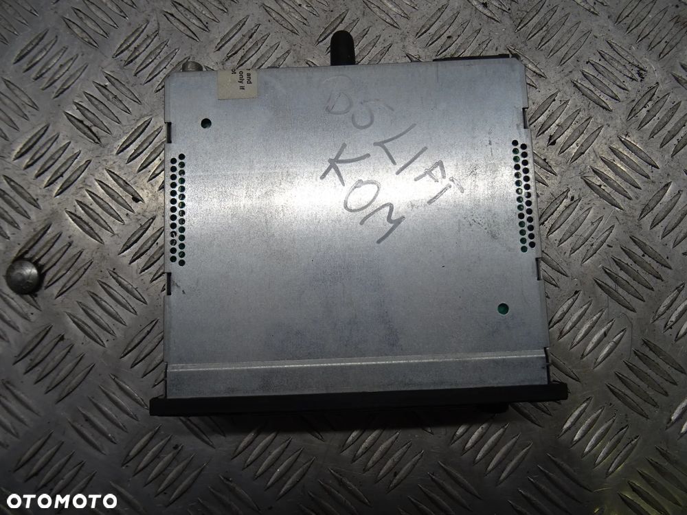 VW PASSAT B5 LIFT KOMBI 2.0 TDI RADIO RADIOODTWARZACZ - 2
