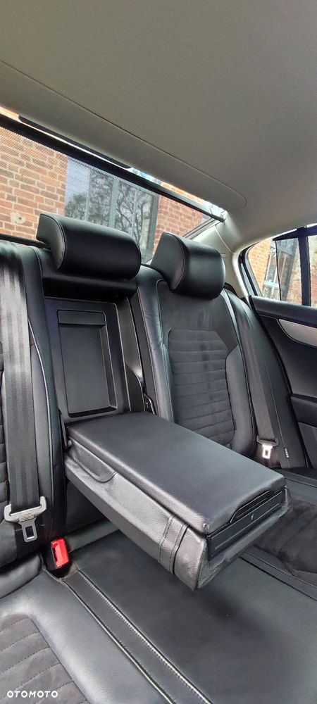Volkswagen Passat 2.0 TDI 4Mot Highline DSG - 11