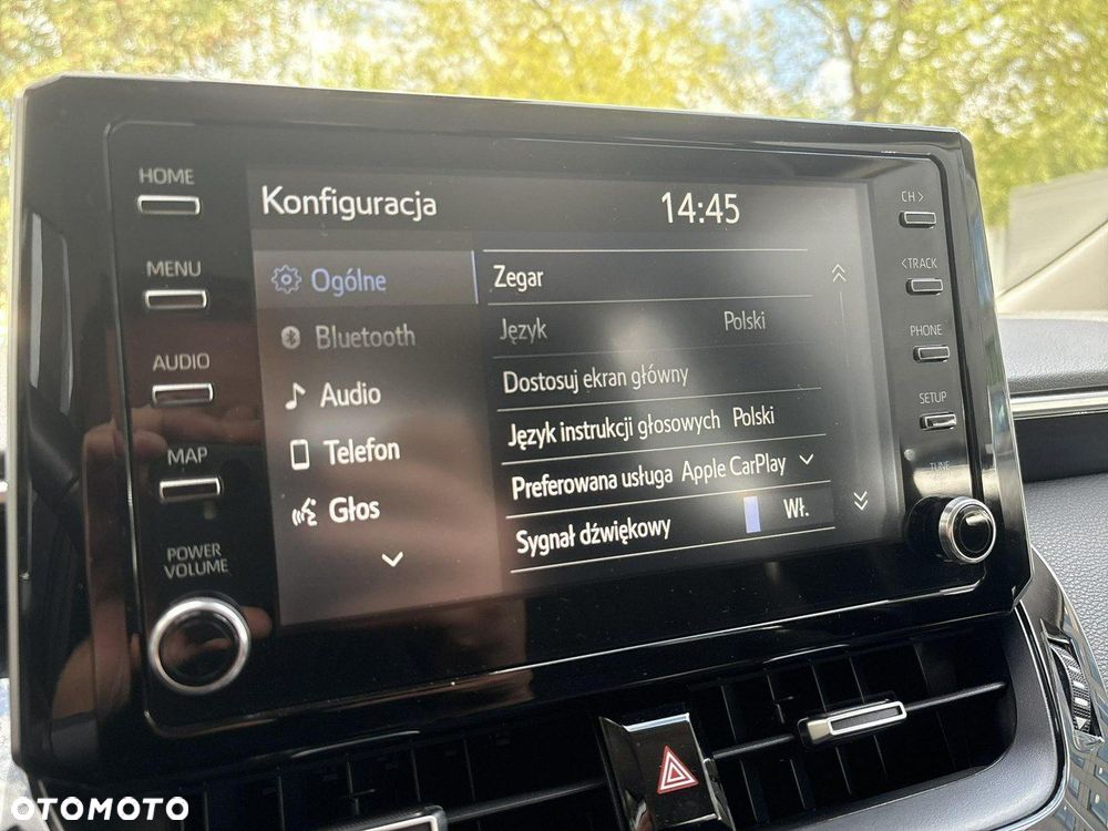 Toyota Corolla 1.8 Hybrid Comfort - 28