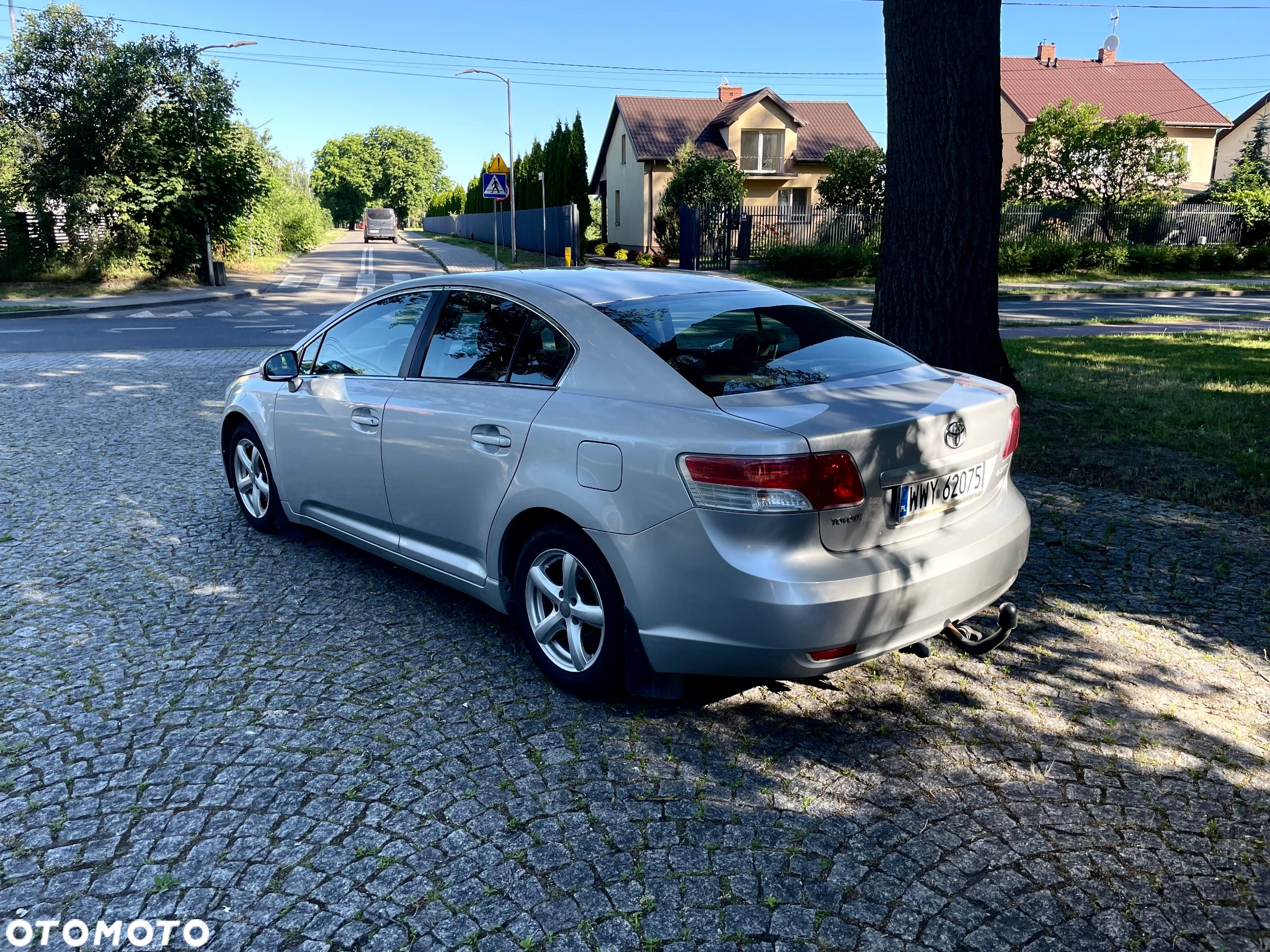 Toyota Avensis 2.0 D-4D - 5