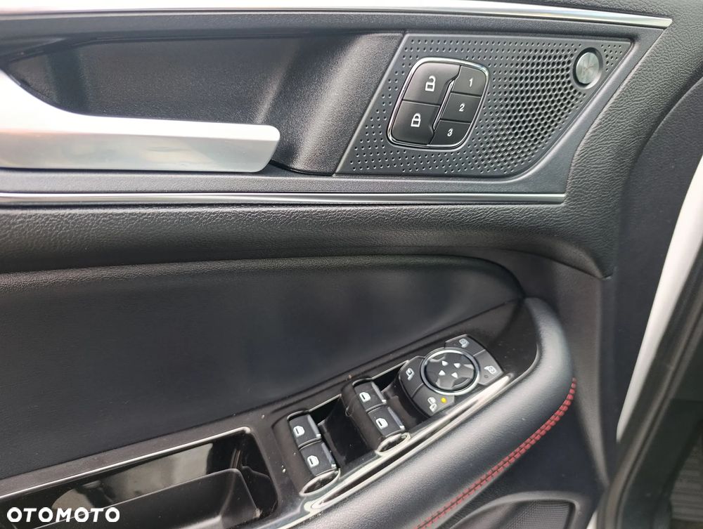 Ford Edge 2.0 EcoBlue Bi-Turbo 4x4 ST-LINE - 26