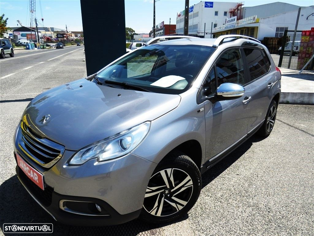 Peugeot 2008 1.2 PureTech Style - 2