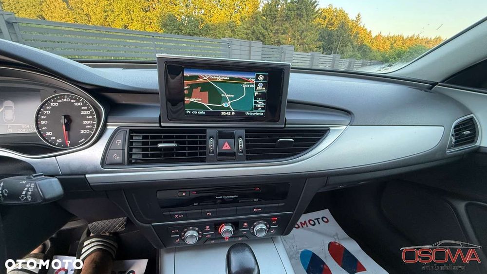 Audi A6 Avant 2.0 TDI Ultra DPF S tronic - 33