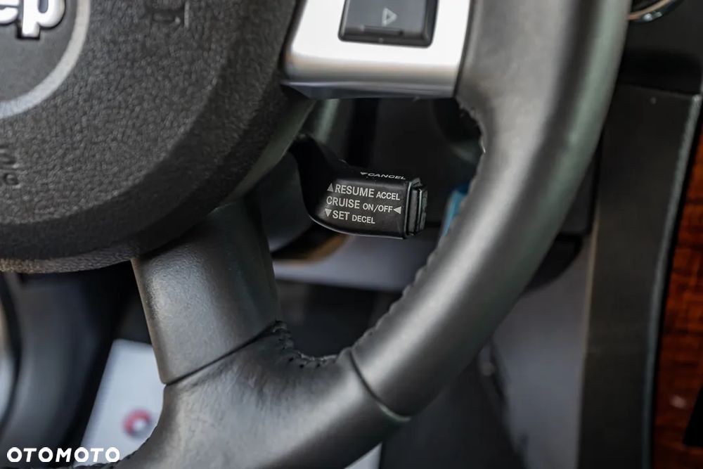 Jeep Commander 3.0 CRD Limited - 30