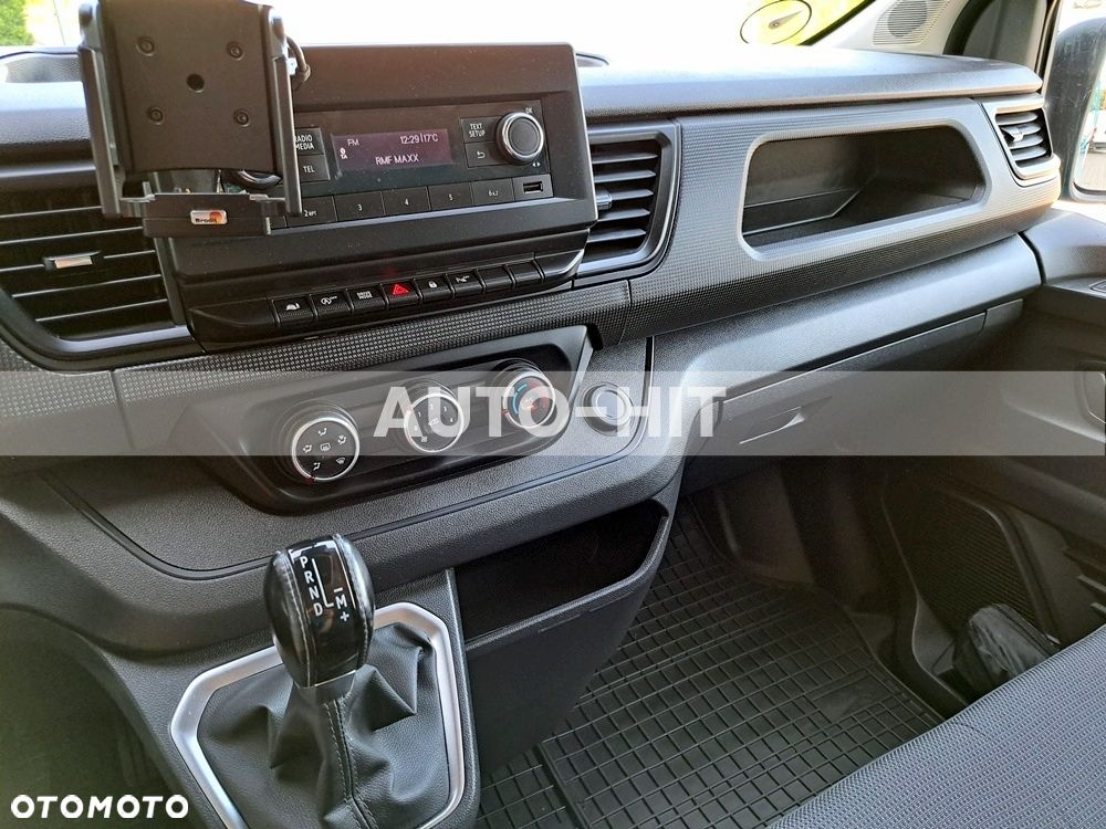 Renault Trafic - 20