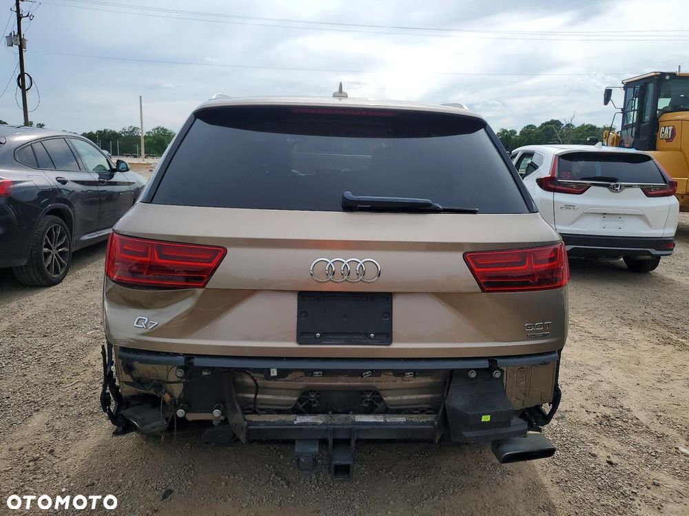 Audi Q7 - 3