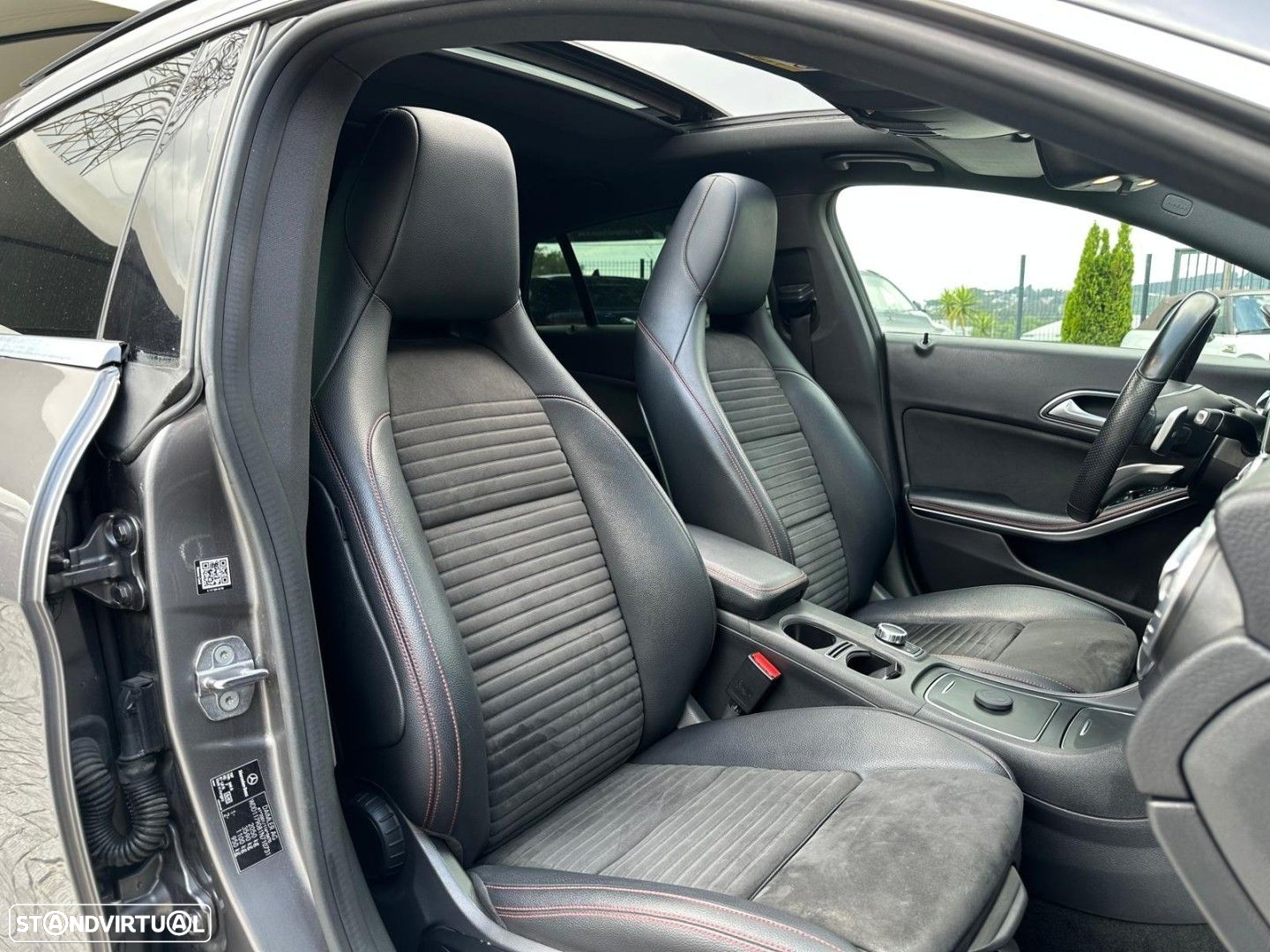 Mercedes-Benz CLA 200 d Shooting Brake AMG Line Aut. - 16