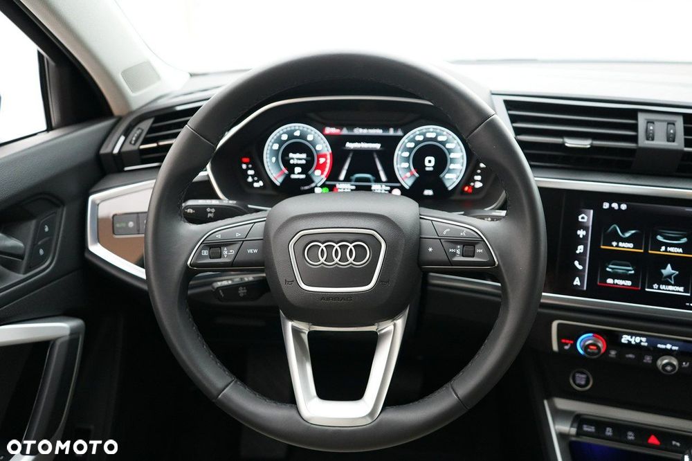 Audi Q3 Sportback - 25