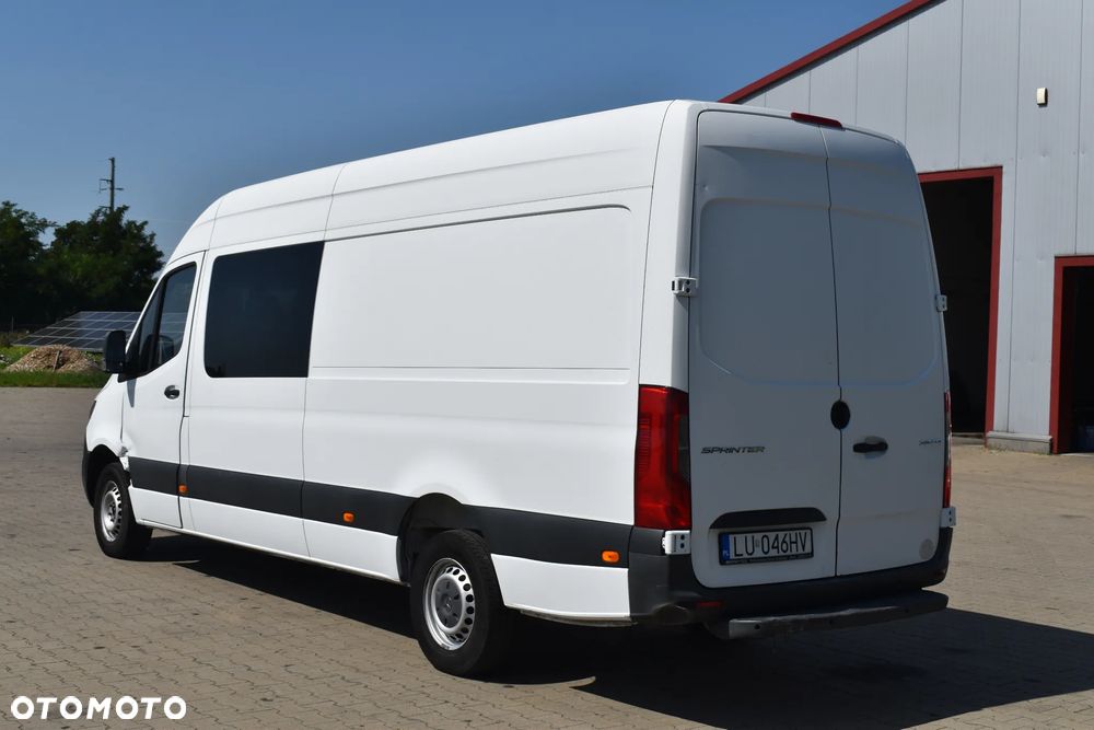 Mercedes-Benz Sprinter - 5