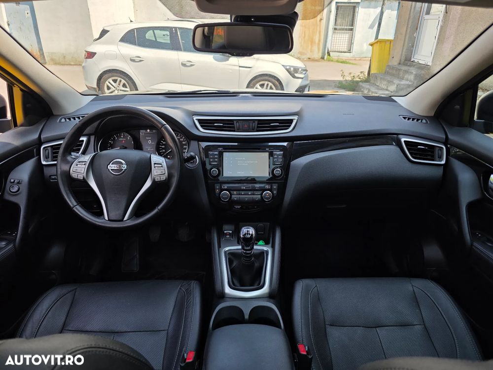 Nissan Qashqai 1.2 DIG-T TEKNA+ - 4