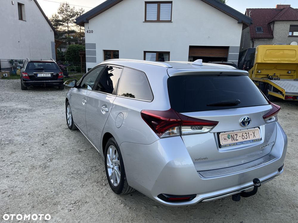 Toyota Auris - 7