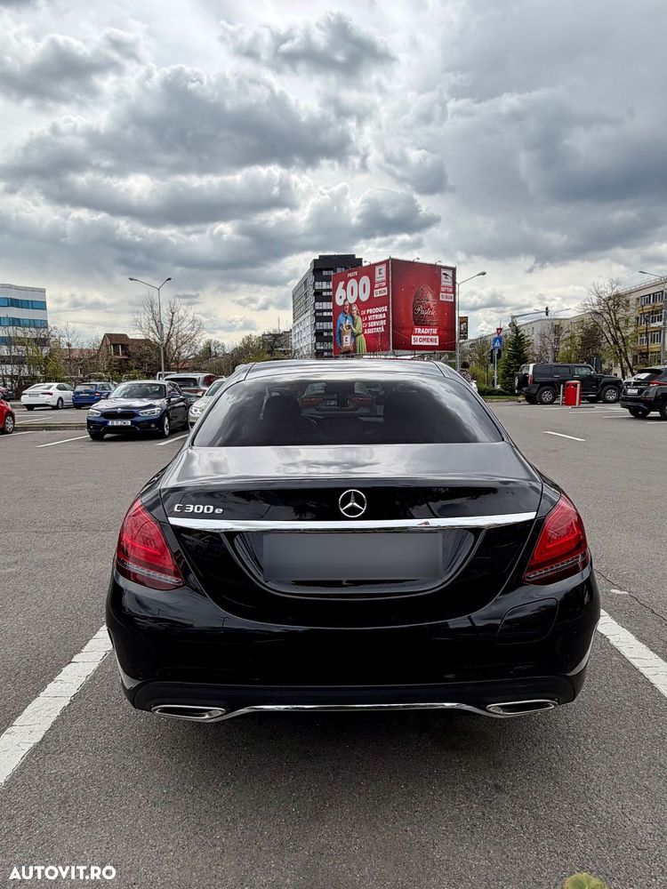 Mercedes-Benz C 300 e 9G-TRONIC AMG Line - 3
