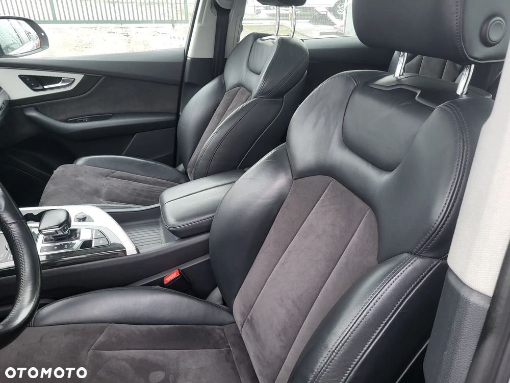 Audi Q7 - 27