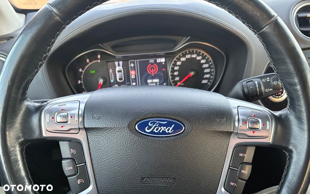 Ford Mondeo 2.0 TDCi Titanium X - 16