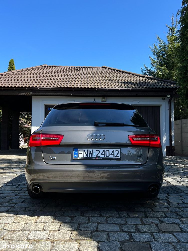 Audi A6 Avant - 16