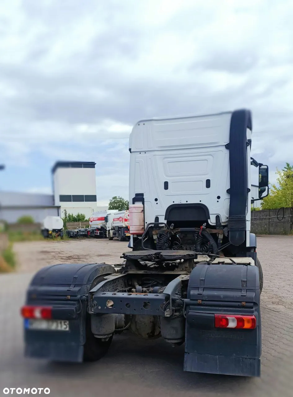 Mercedes-Benz ACTROS - 3