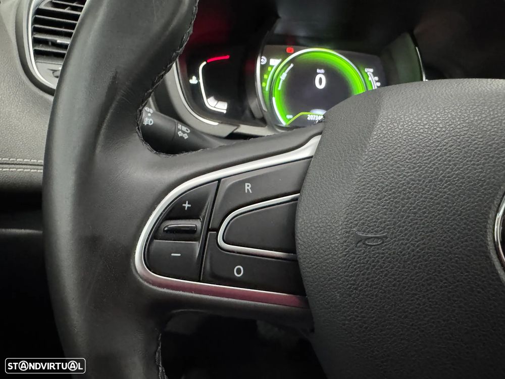 Renault Scénic ENERGY dCi 110 EDC LIMITED - 26