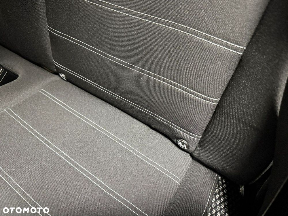 Dacia Duster 1.6 SCe Prestige - 33