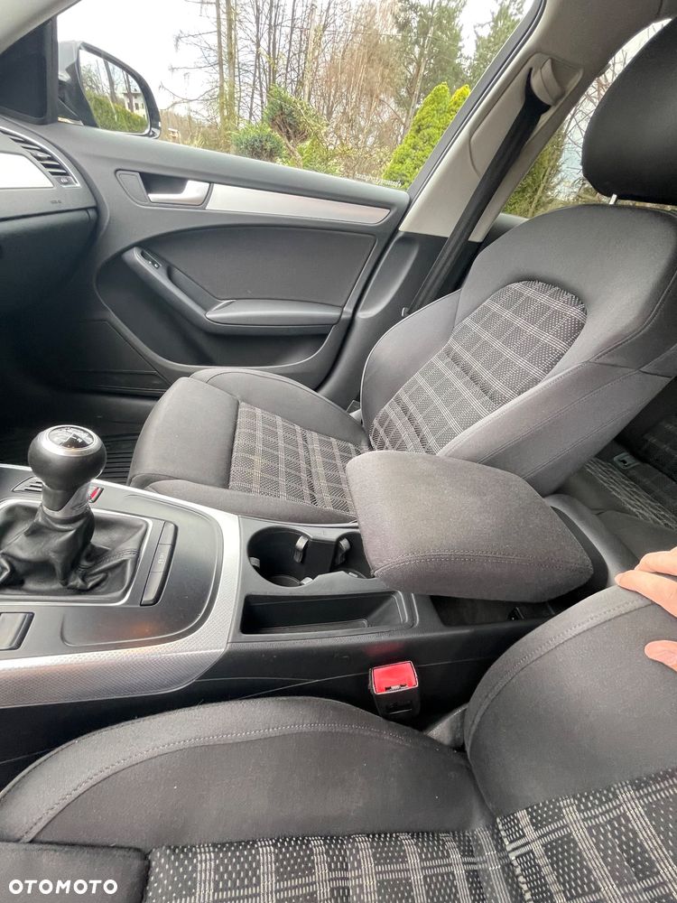 Audi A4 Avant 2.0 TDI DPF Ambiente - 14