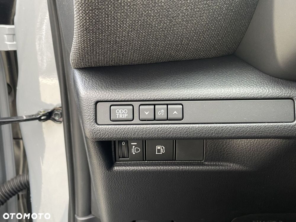 Lexus LBX 1.5 Hybrid - 14