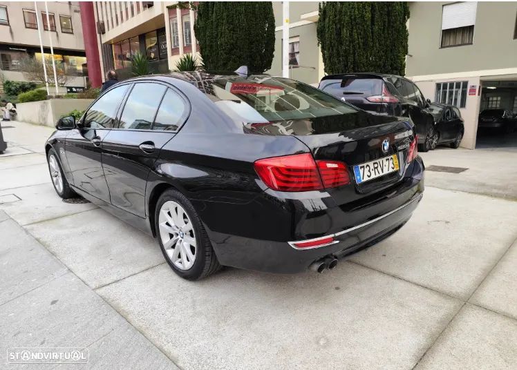 BMW 520 d Line Luxury Auto - 2