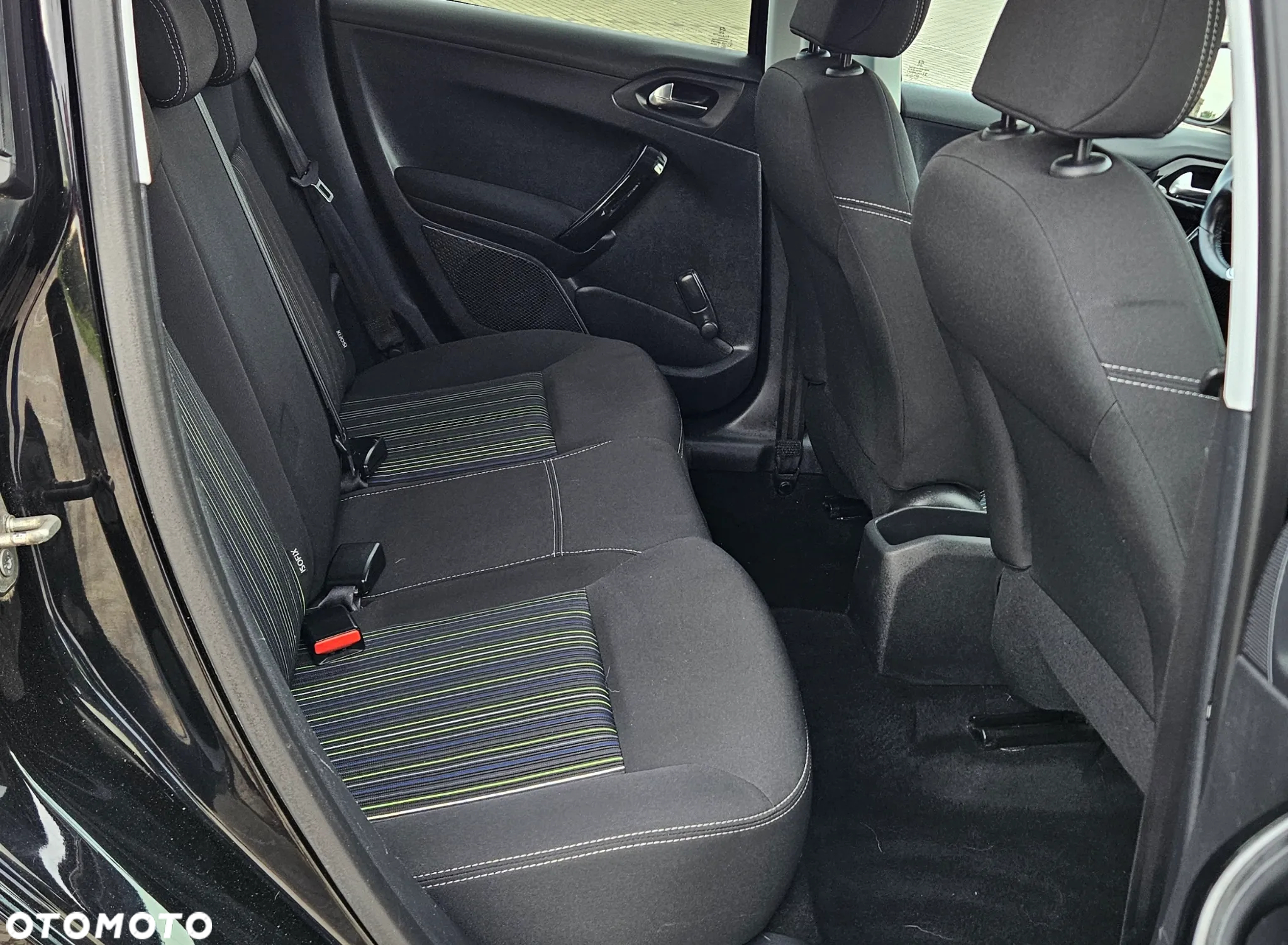 Peugeot 208 PureTech 82 Urban Move - 7