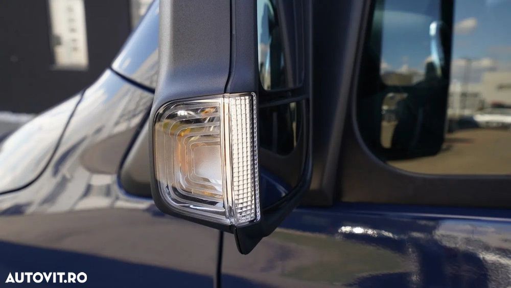 Mercedes-Benz sprinter - 12