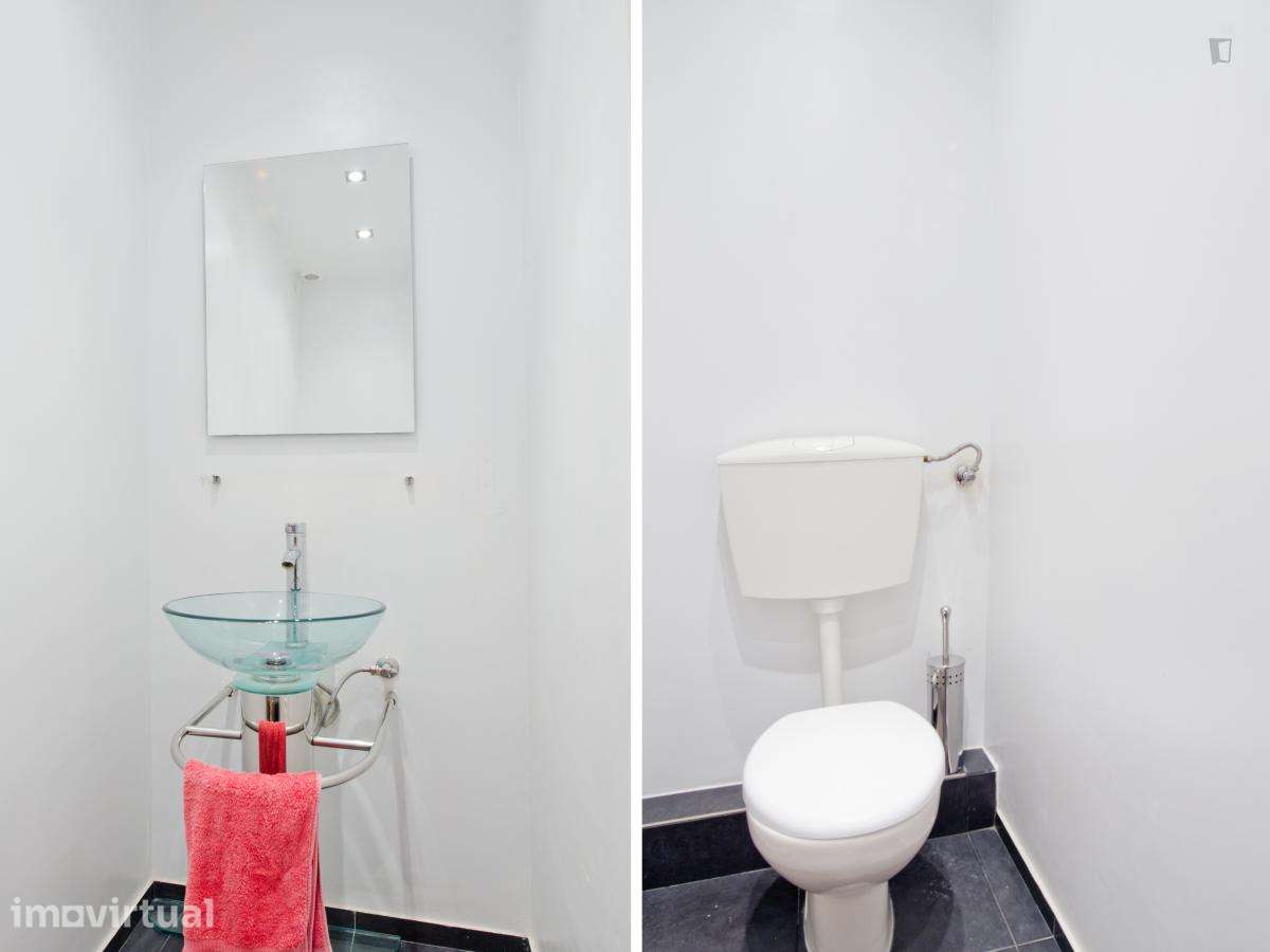 Quarto - localizado em Entrecampos Lisbon - Grande imagem: 3/17