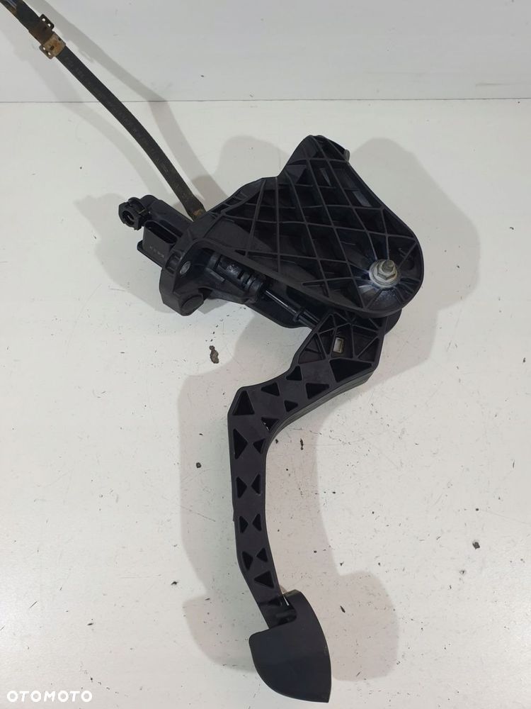 PEDAŁ SPRZĘGŁA 1K1721059BA VW GOLF V AUDI 1.4B EUR - 2