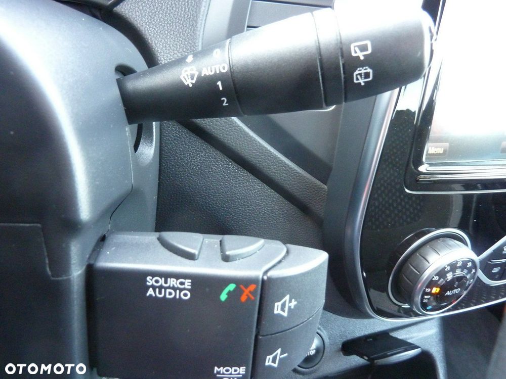 Renault Captur - 30