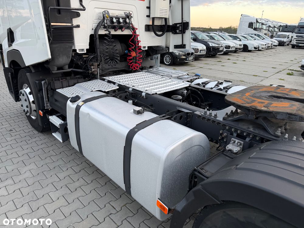Renault T480 !! Silnik 13 L !! Stan BDB !! Import France - 11