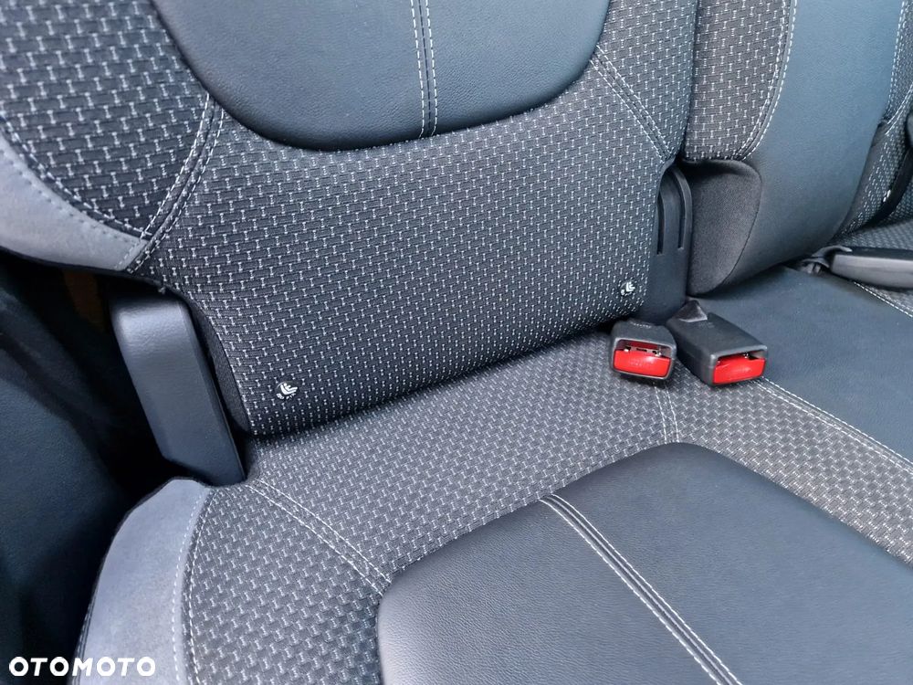 Renault Captur - 30