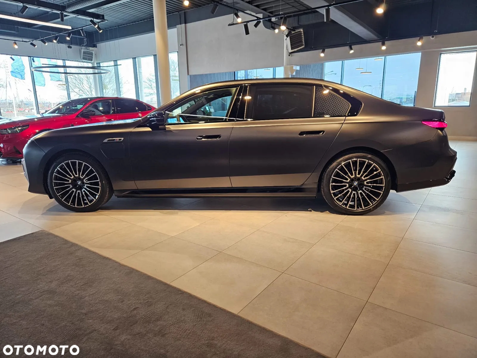BMW Seria 7 M760e xDrive - 2