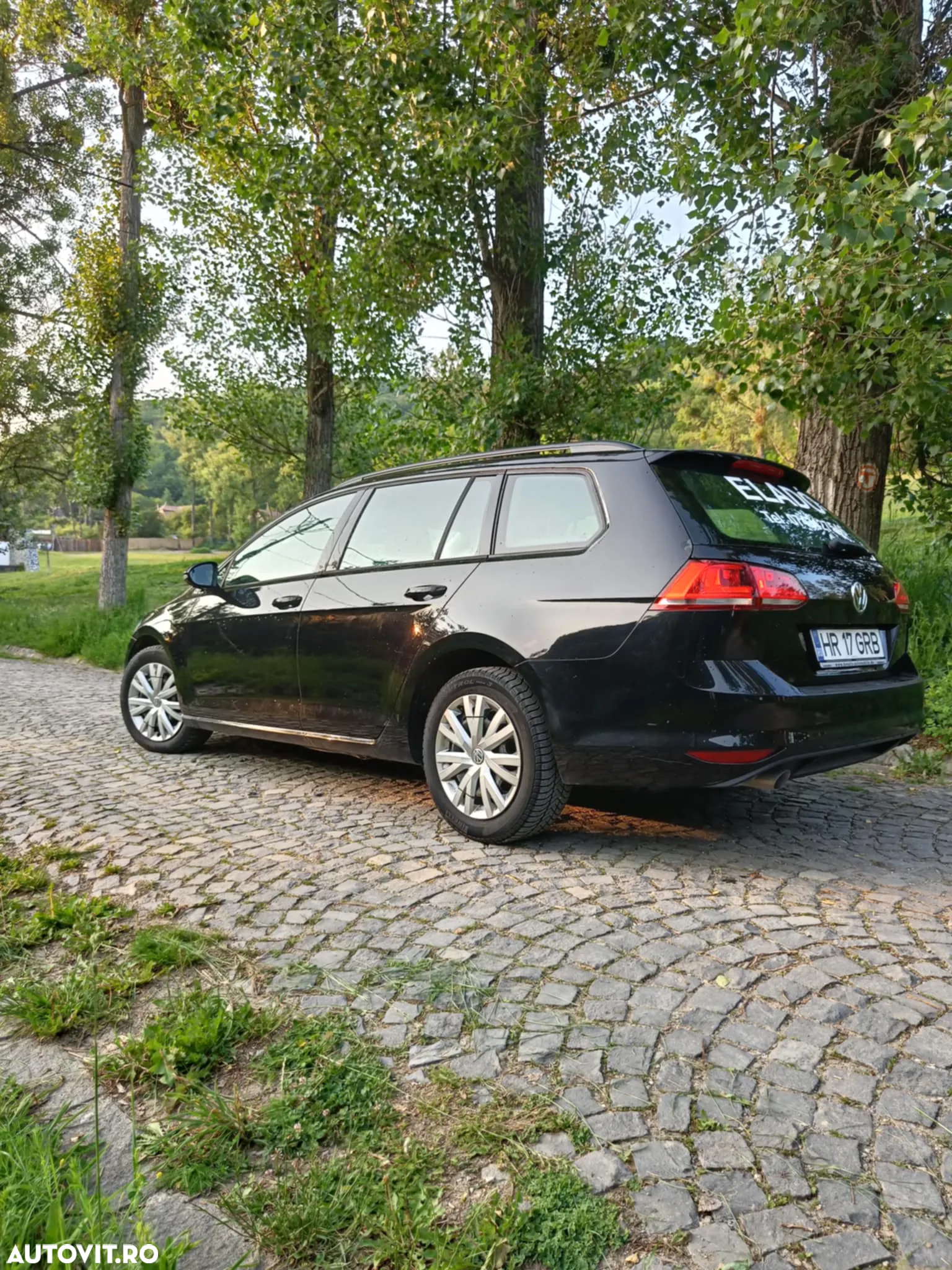 Volkswagen Golf 1.6 BlueTDI Comfortline - 11