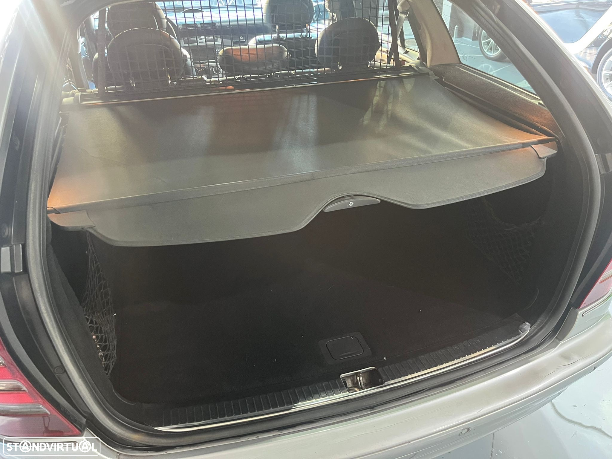 Mercedes-Benz C 220 CDi Avantgarde Aut. - 27