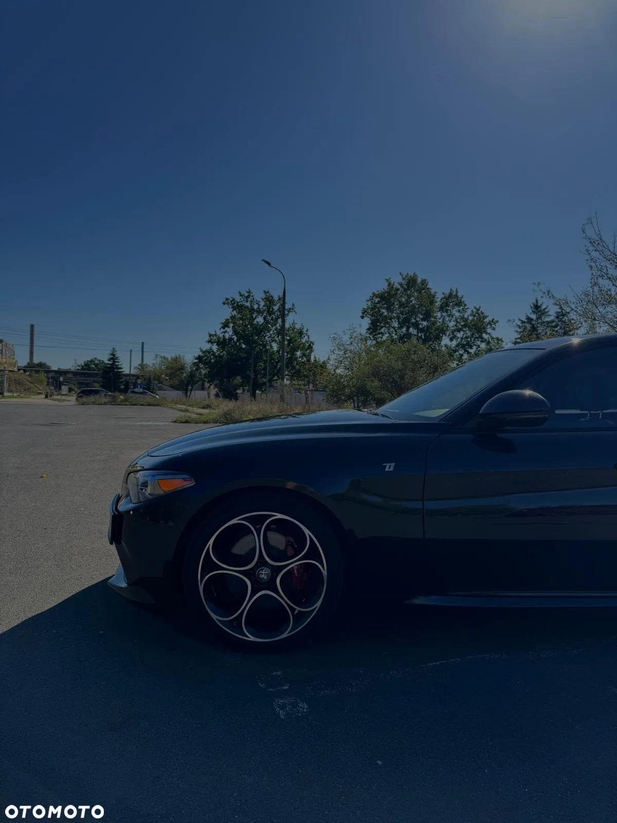 Alfa Romeo Giulia 2.0 Turbo 16V AT8 Veloce Ti - 3