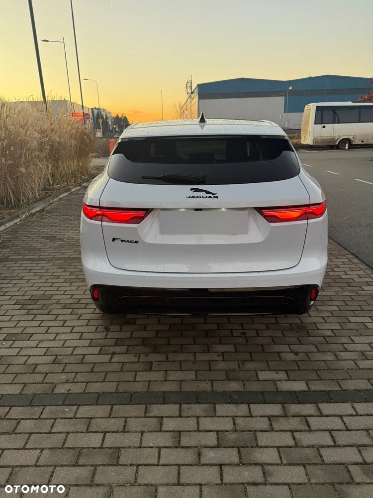 Jaguar F-Pace - 6