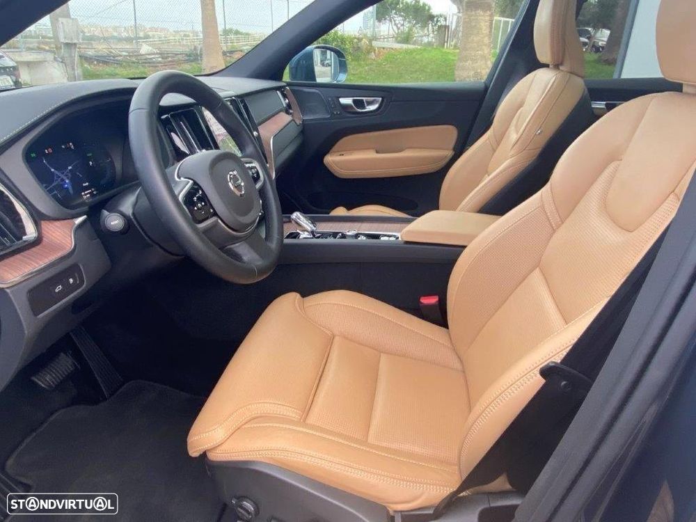 Volvo XC 60 2.0 T6 PHEV Ultra Bright - 11