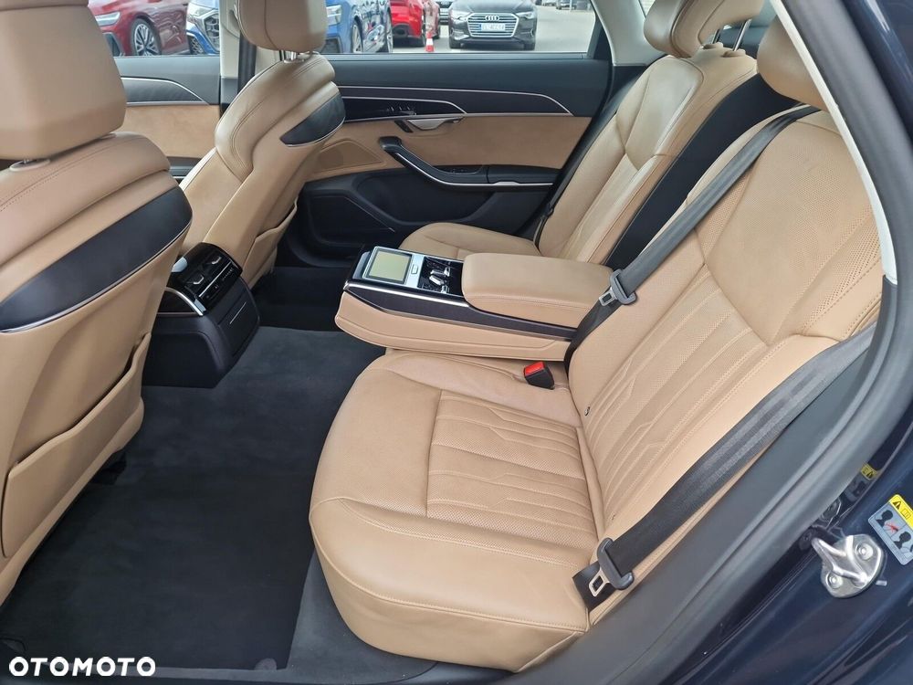Audi A8 - 13