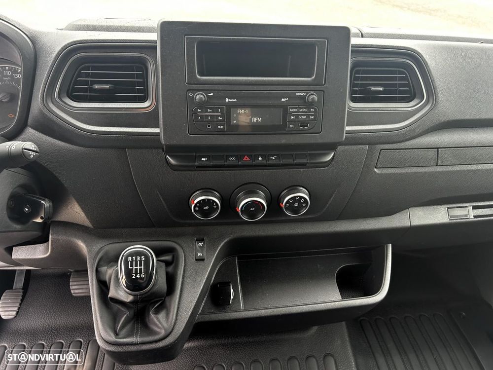 Renault Master L2H2 GRAND CONFORT DCI 135cv BVM6 - 17