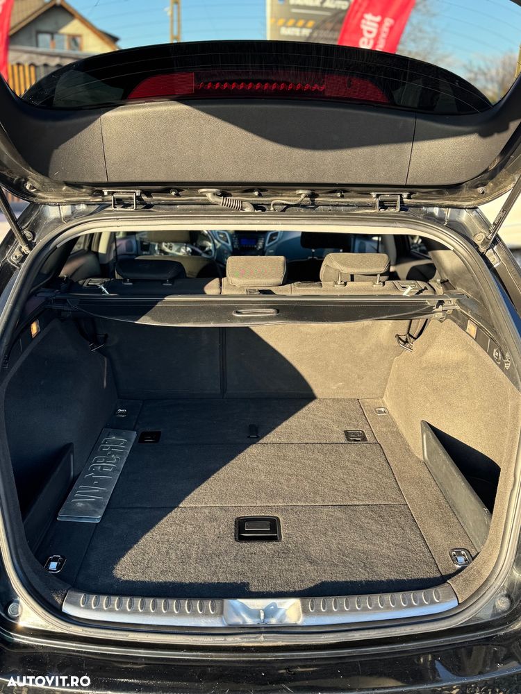 Hyundai i40 i40cw 1.7 CRDi Premium - 12