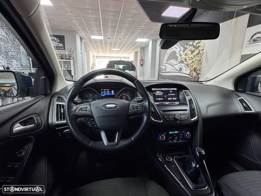 Ford Focus SW 1.5 TDCi Titanium - 21