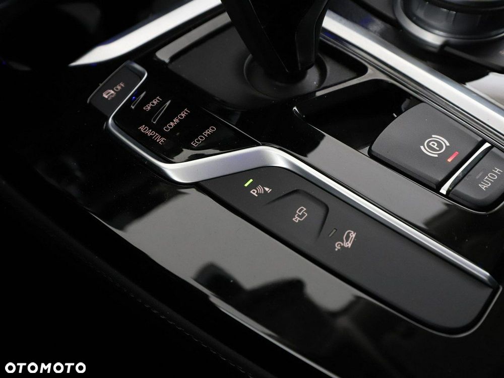 BMW X4 xDrive30i xLine - 33