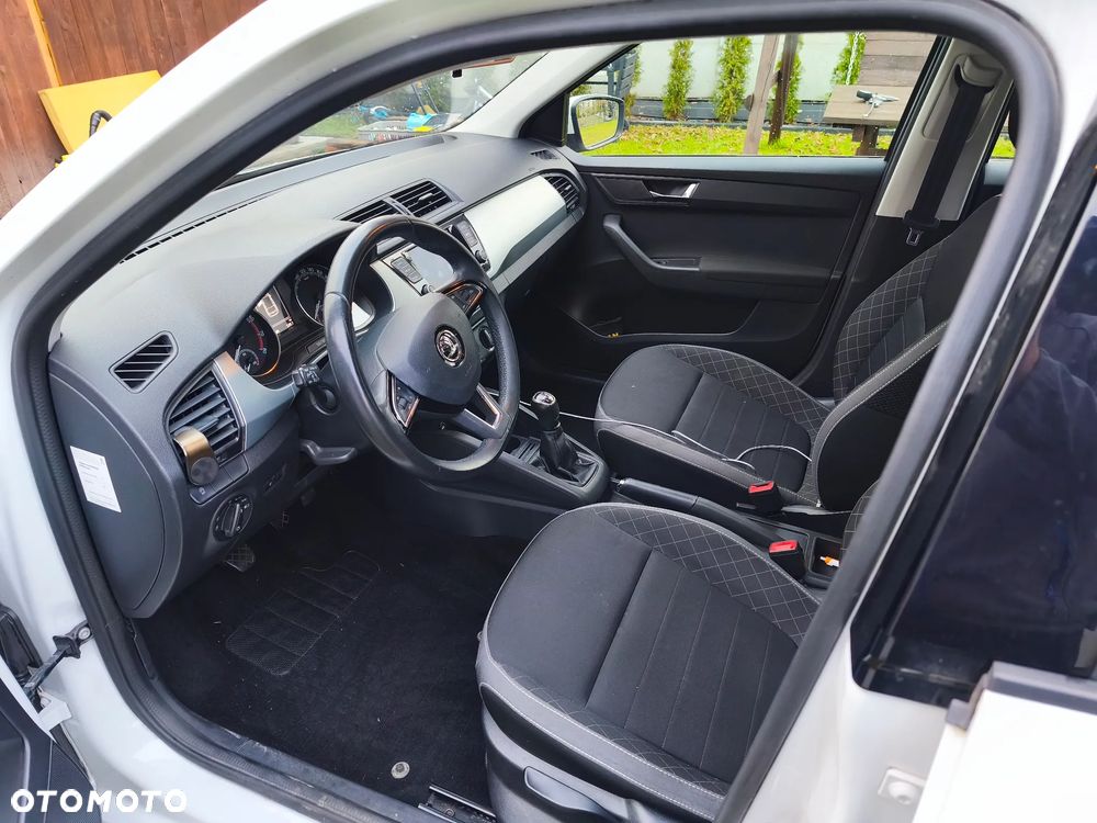 Skoda Fabia 1.0 Active - 6